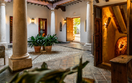 An unique vintage Castillian holiday property